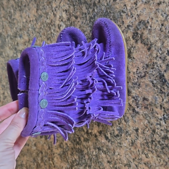 Minnetonka Leather Purple Boots - Size 10 - Picture 1 of 8